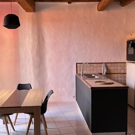 Апартаменты Atypique Chateauneuf-de-Gadagne Экстерьер фото